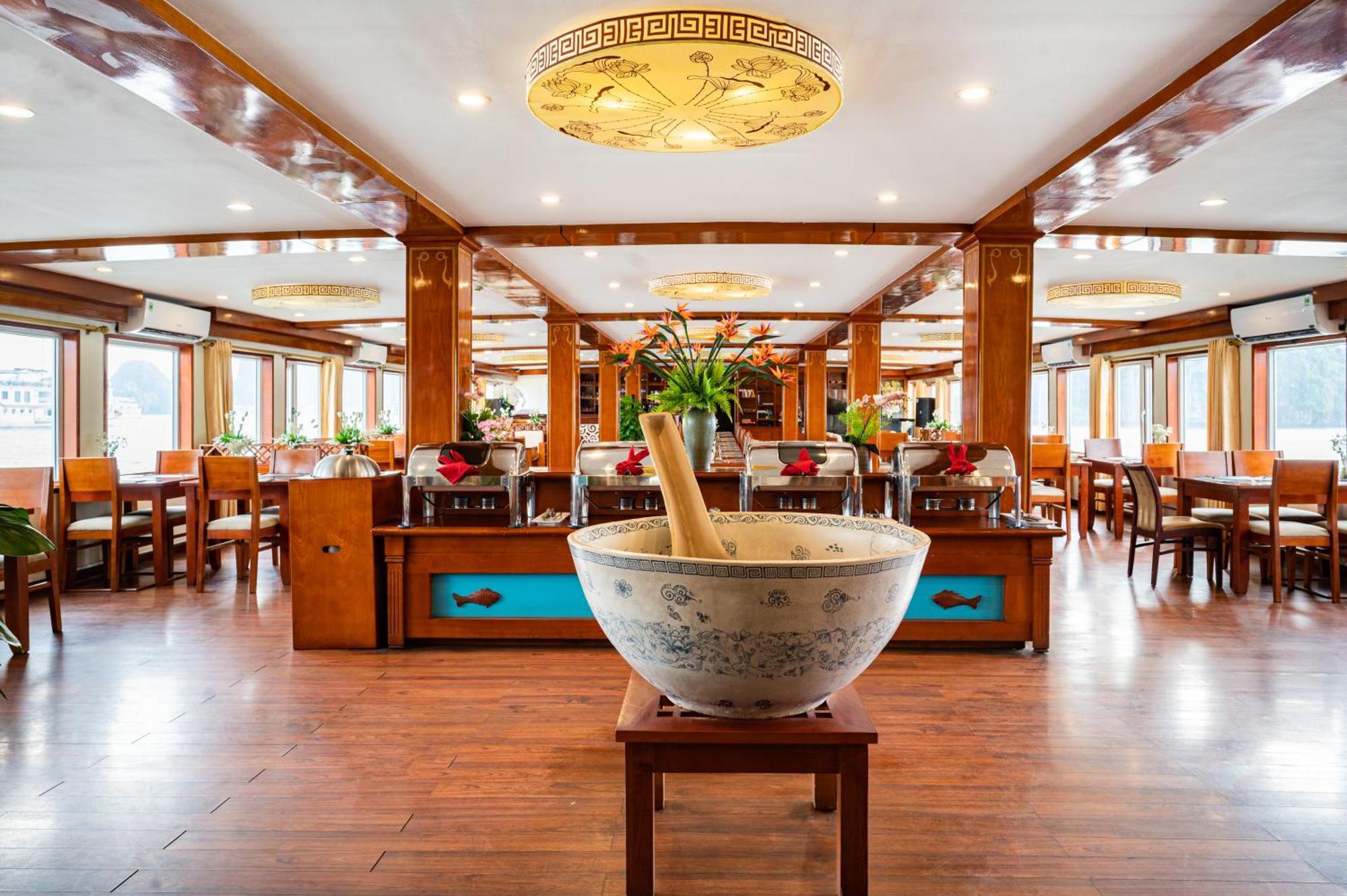 Dragon Crown Legend Cruise Otel Ha Long Dış mekan fotoğraf